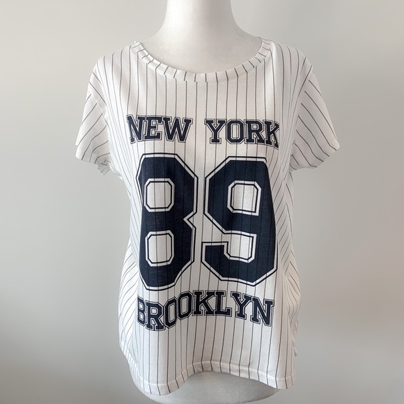 Jacqueline De Young Striped Baseball Tee Size Medium - Picture 7 of 12